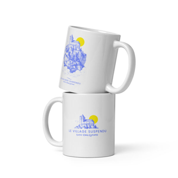 Mug blanc brillant <br> Le village suspendu – Image 4